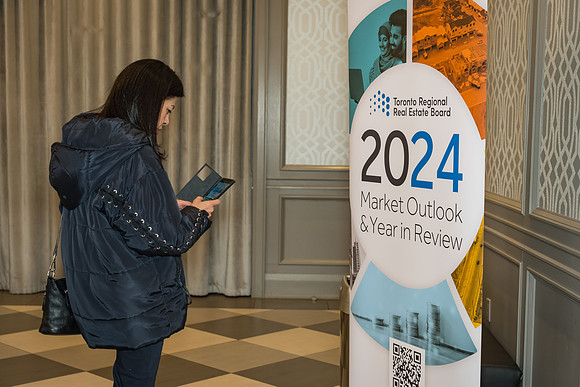 TRREB Market Outlook Year Review Toronto 2024-03605GP