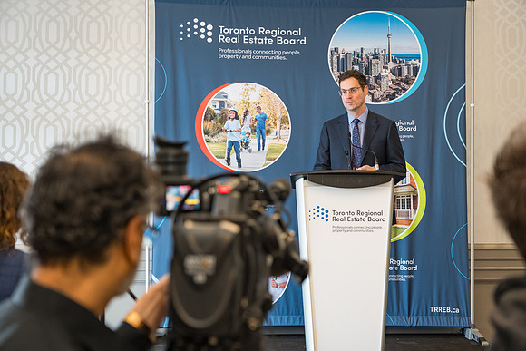TRREB Market Outlook Year Review Toronto 2024-03789GP