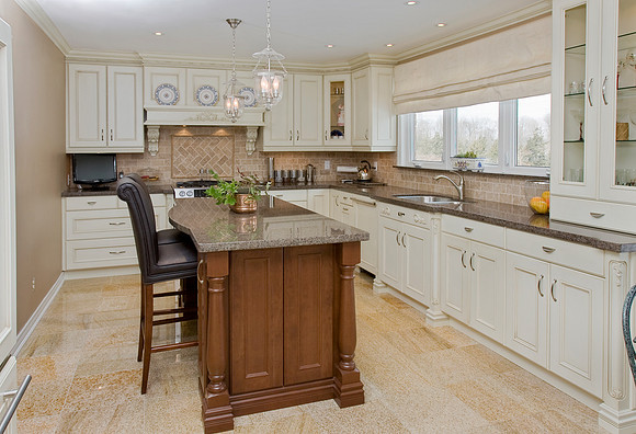 102 Willowbrook Rd