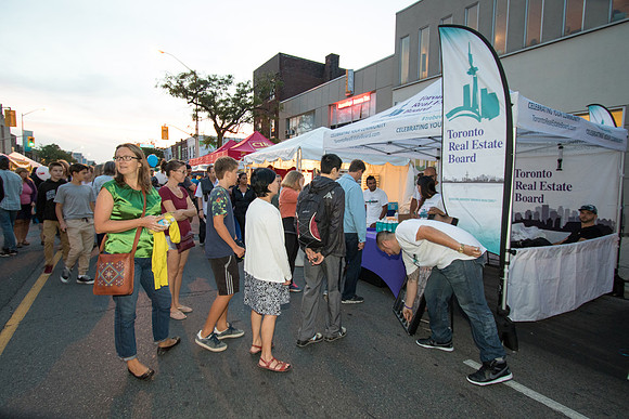 bloor-west-village-toronto-ukrainian-festival-2016_8788_high
