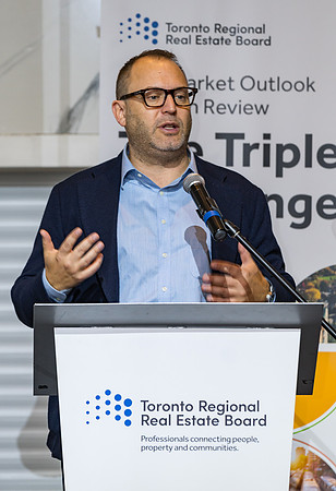 2025 Market Outlook and Economic Summit–PEEL-5939