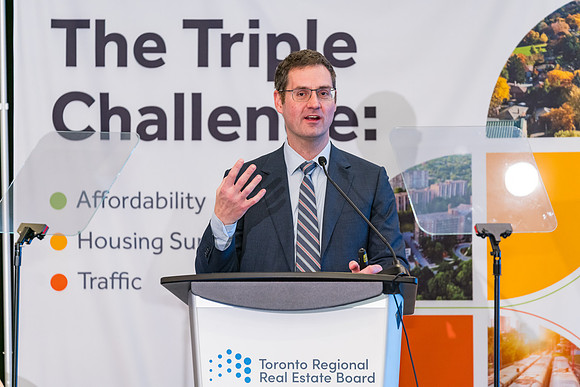 2025 TRREB Market Outlook and Economic Summit – Simcoe__GWP5479