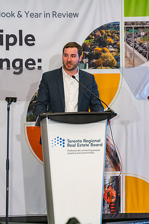 2025 TRREB Market Outlook and Economic Summit – Simcoe__GWP5496