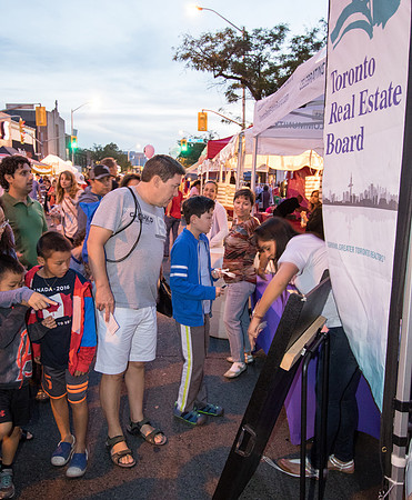 bloor-west-village-toronto-ukrainian-festival-2016_8811_high